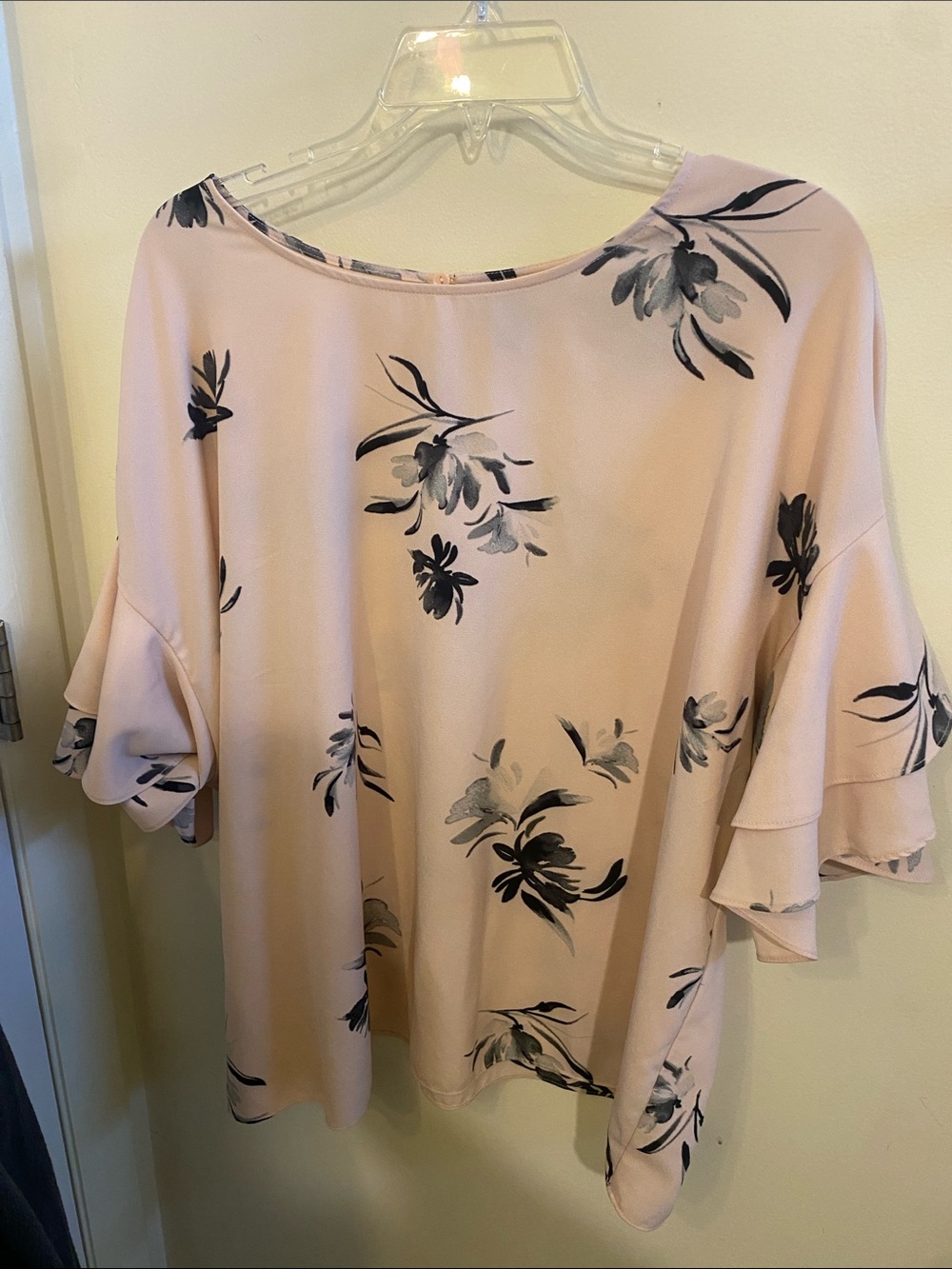 Worthington Blush Pink Floral Ruffle Sleeve Blouse